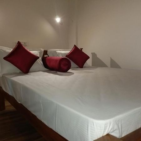 Coral Cove Beach Resort Varkala Kültér fotó